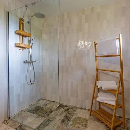 Teatralna1 Prázdninový dům *