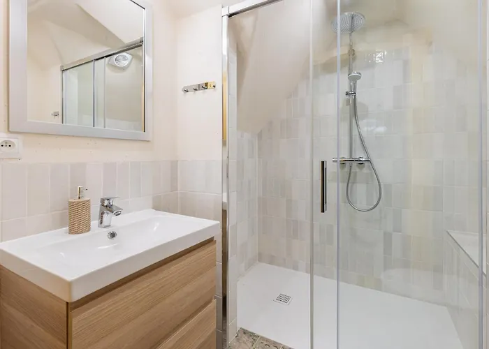 Holiday home Teatralna1 *